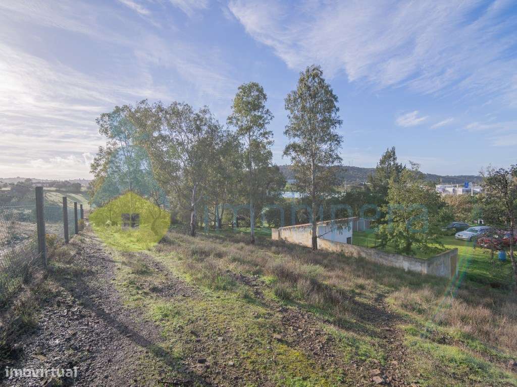 NAO PERCA ESTA GRANDE OPORTUNIDADE! FABULOSA MORADIA V3 DE GRANDES ...-43