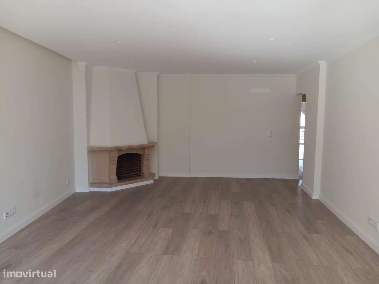 Fantástico Apartamento T4 , com acabamentos de luxo .-8