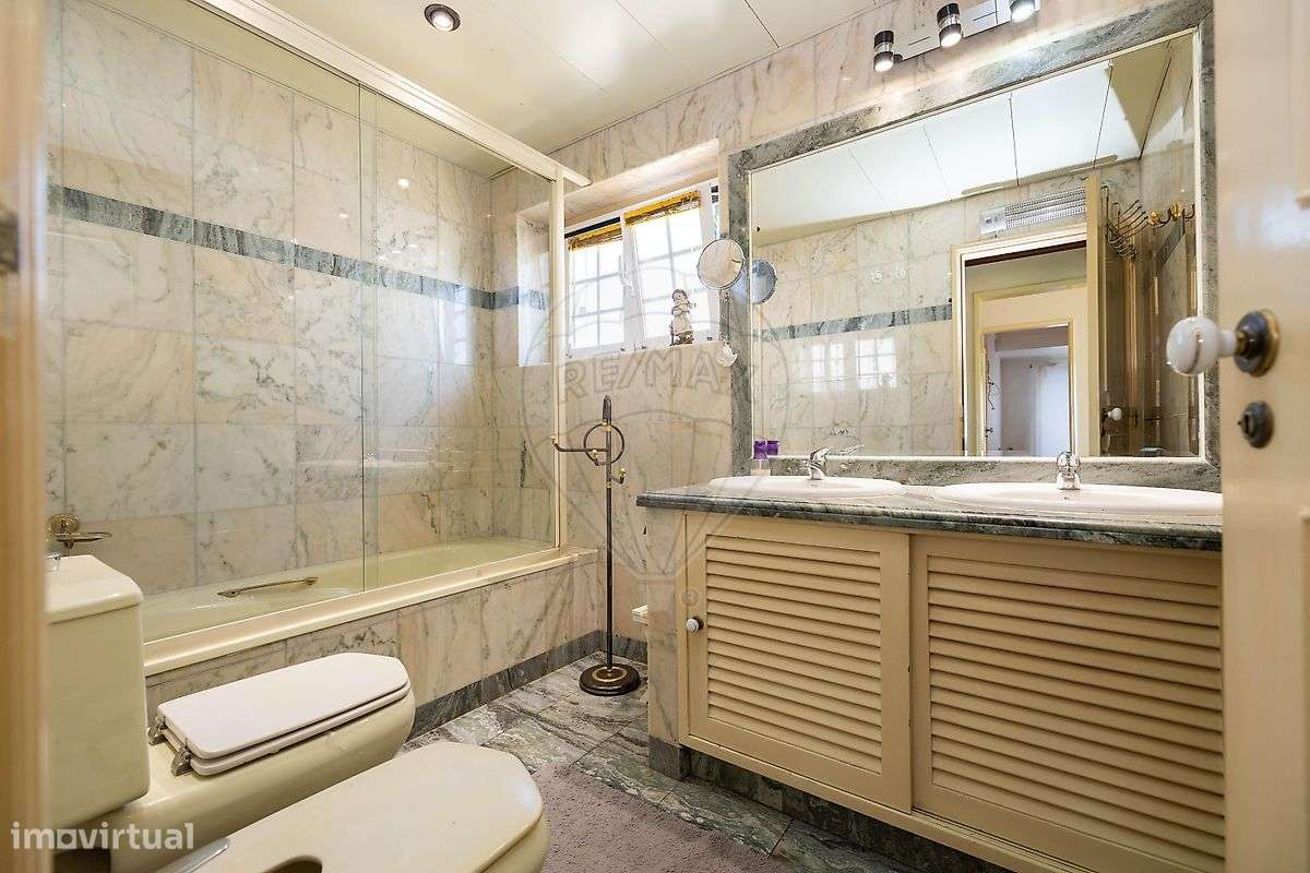 Moradia T4 para venda-18