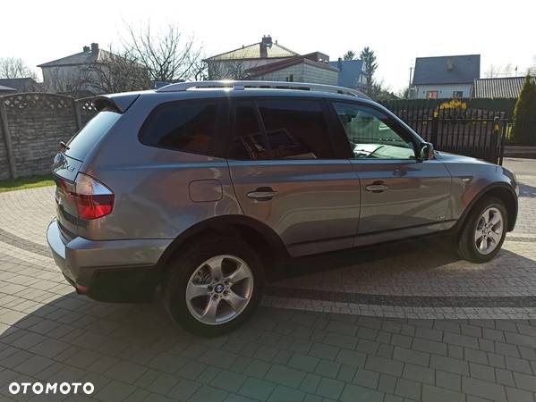 BMW X3 xDrive18d - 6