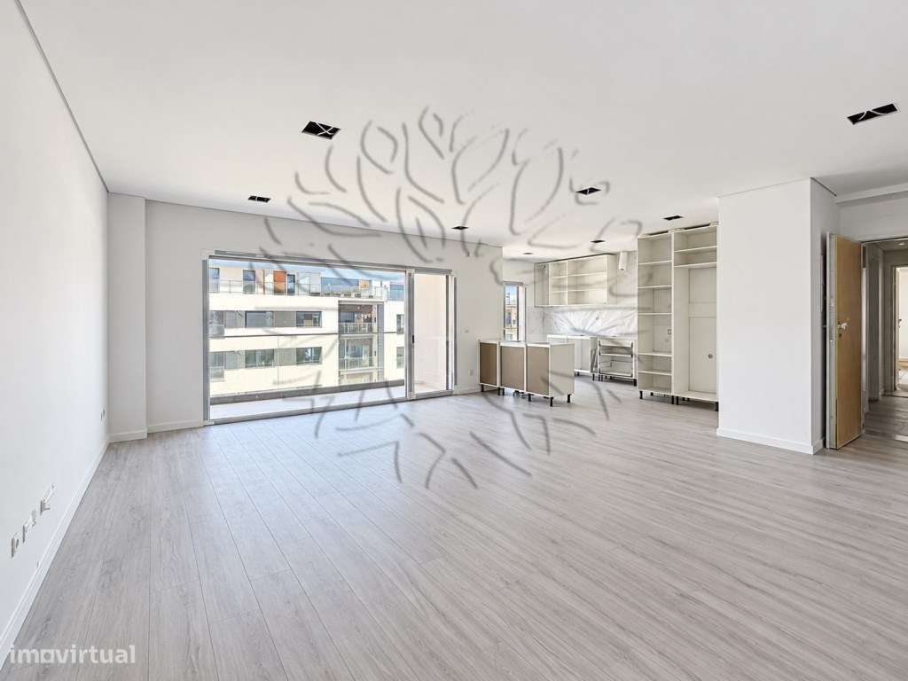 Duplex Novo com Amplos Terraços, Suite, Cozinha em Open Space-1