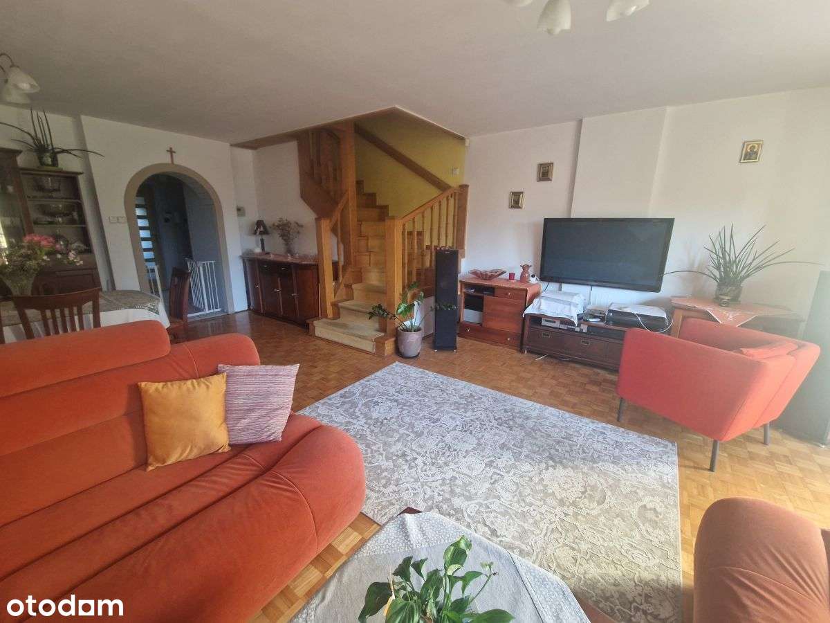 Szereg Skrajny W Sąsiedztwie Parku - Pełny obrazek: 4/19