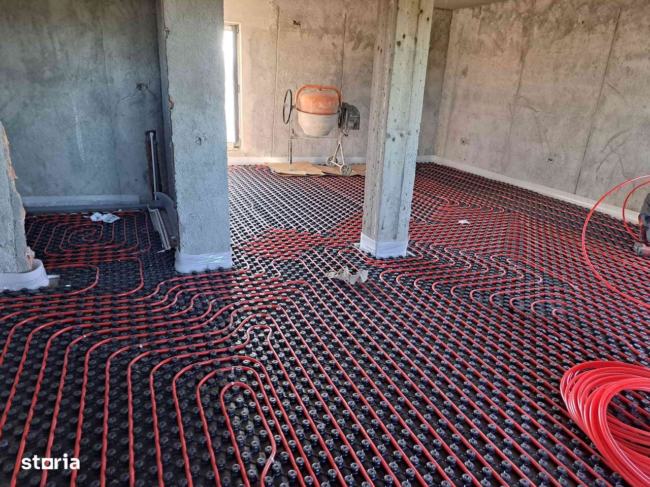 Casa in curs spre finalizare - Imagine principală: 5/14