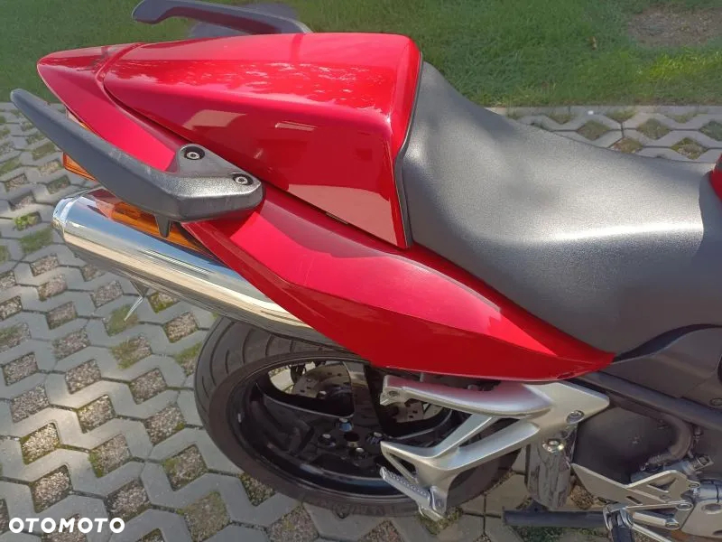 Honda VFR - 8