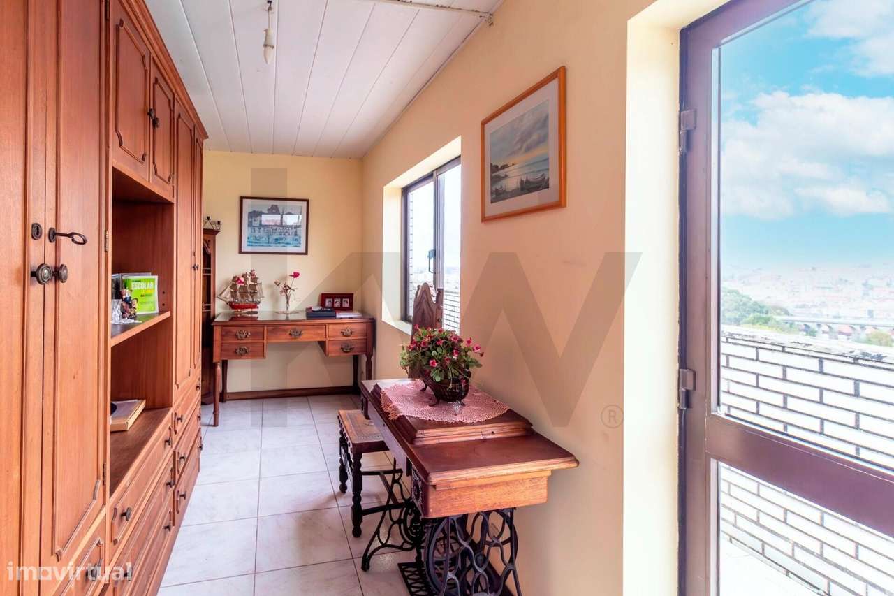 T3 c/ 127m2 Privativos e 101m2 de Terraços (Box + Lugar) | Santa Marin-21