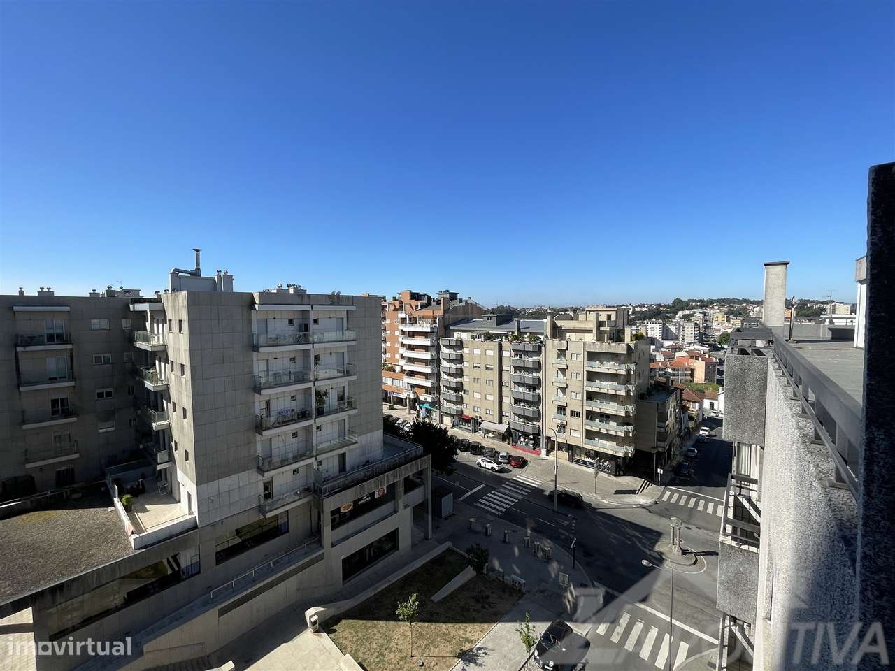 Apartamento T6 Venda em São João da Madeira,São João da Madeira-13