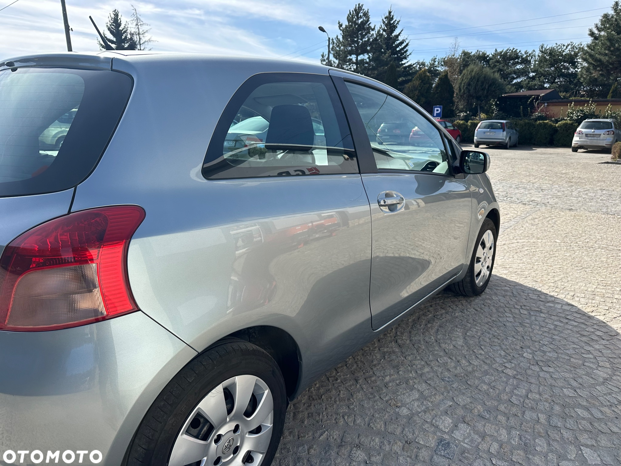 Toyota Yaris 1.0 Sol - 10