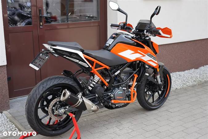 KTM Duke - 3