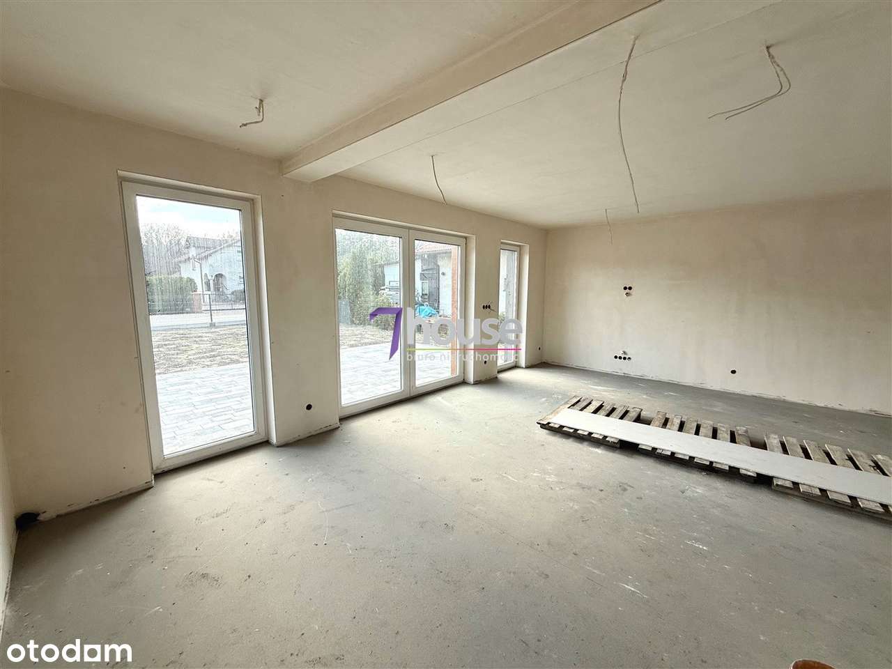 Dom Przy lesie, ostatni w sprzedaży!-1