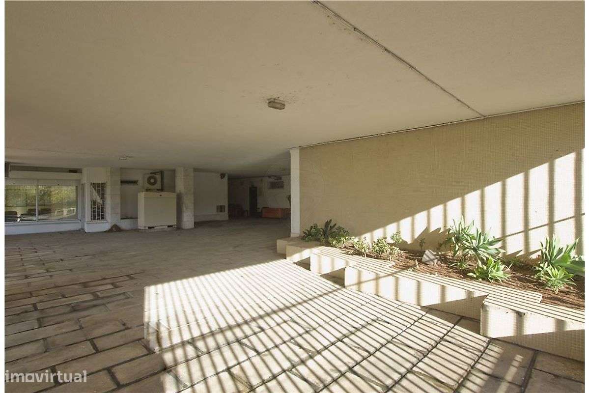 Loja  para arrendamento - Grande imagem: 5/25