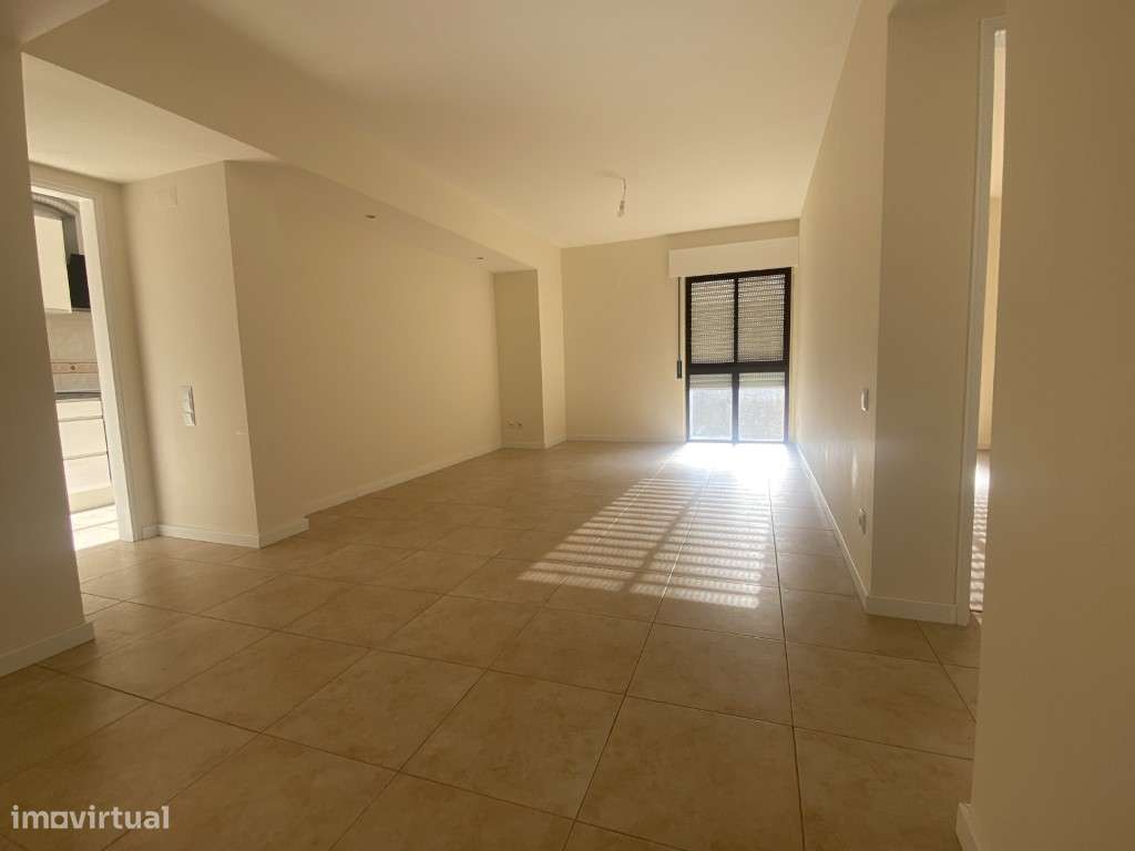 Apartamento T2 em Algueirão - Mem Martins-4