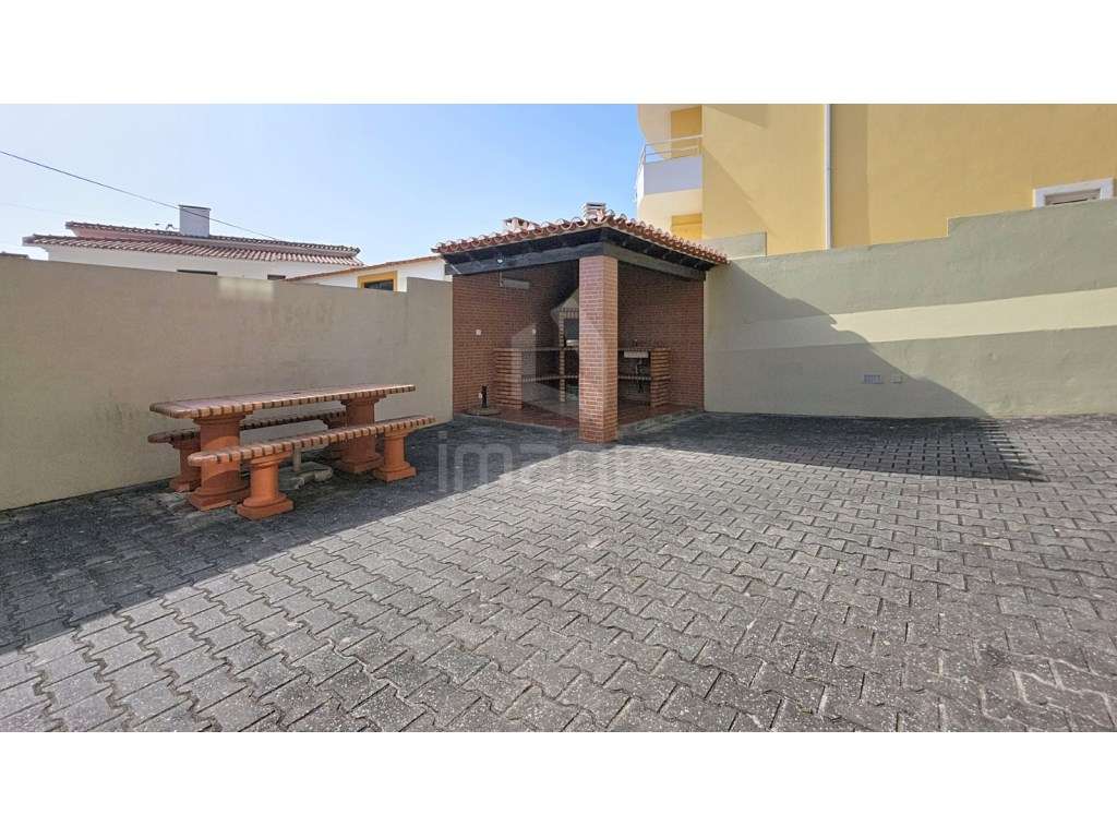 Moradia T4 isolada, usada, Encarnação - Mafra-43