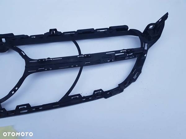 Mercedes W205 C LIFT Grill Atrapa - 6