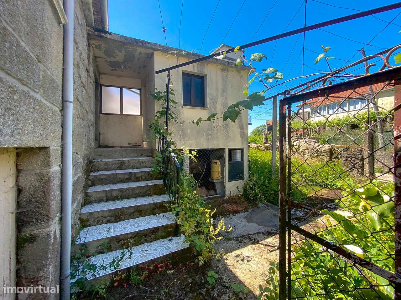 Moradia histórica independente em Riba de Moura, Monção-16