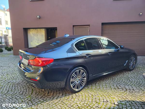 BMW Seria 5 530i xDrive - 5