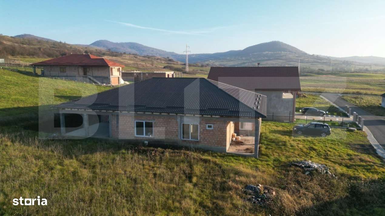 Casa individuala 4 camere, 285 mp, Ideciu de Jos - Imagine principală: 5/13