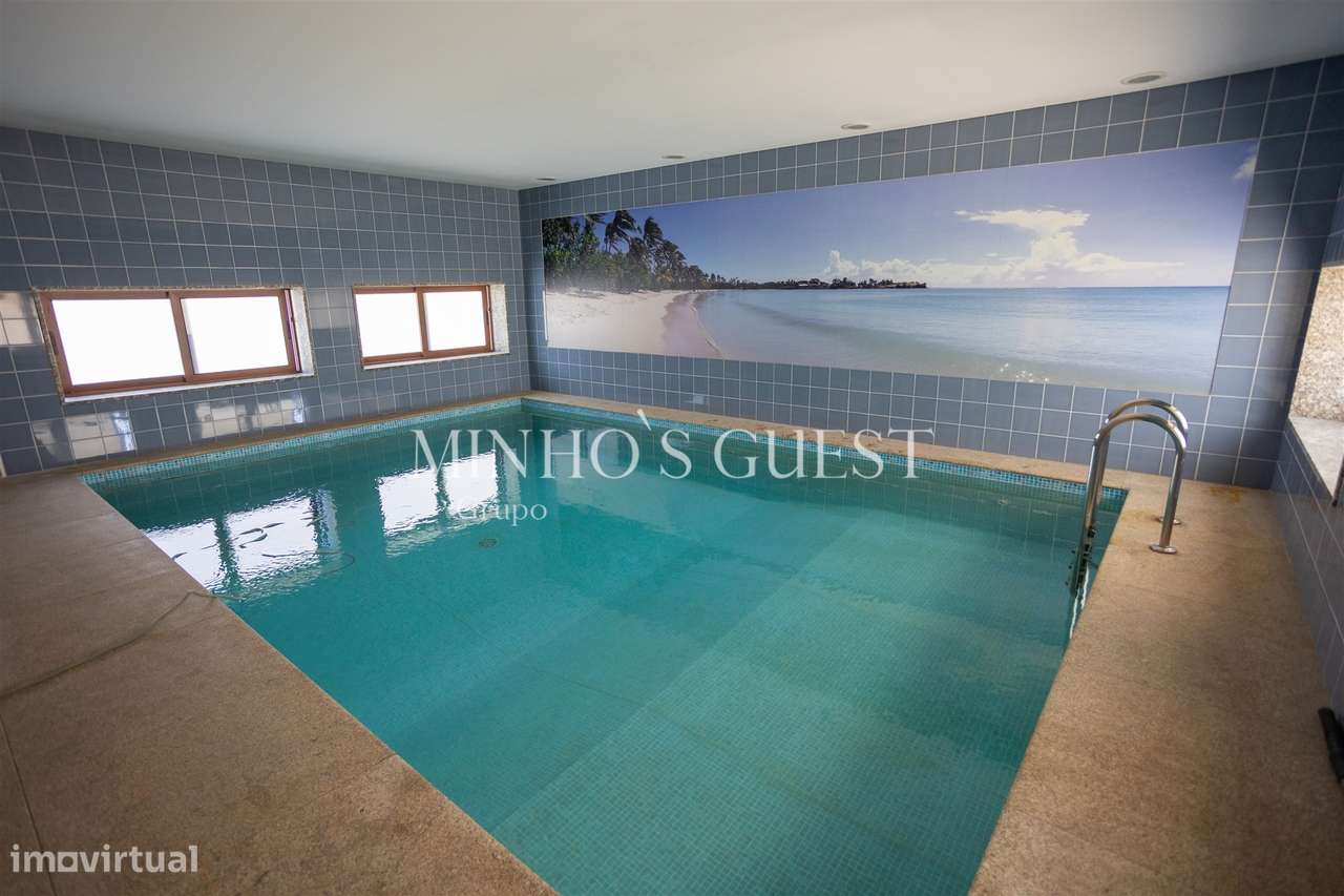 Moradia V4 de Luxo (650m2) Implantada em Terreno de 12500m2 - Souto, G-22