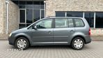 Volkswagen Touran 1.6 FSI Basis - 3