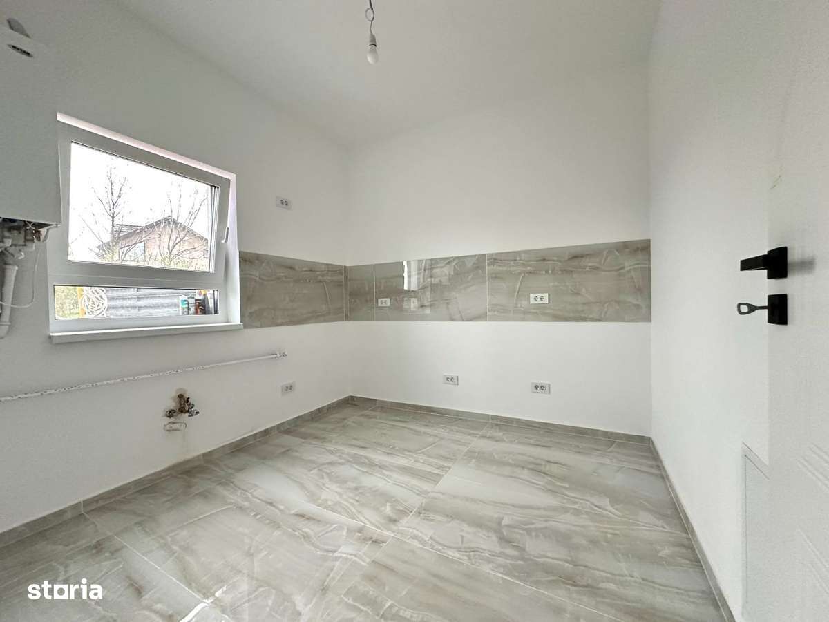 Finalizata! Casa 3 camere D 2 bai 86mp zona Bucium Visan-5