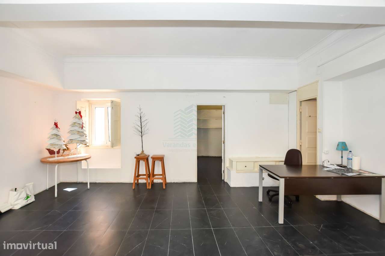 Loja em Torres Novas destinada a comércio/serviços - Grande imagem: 3/13