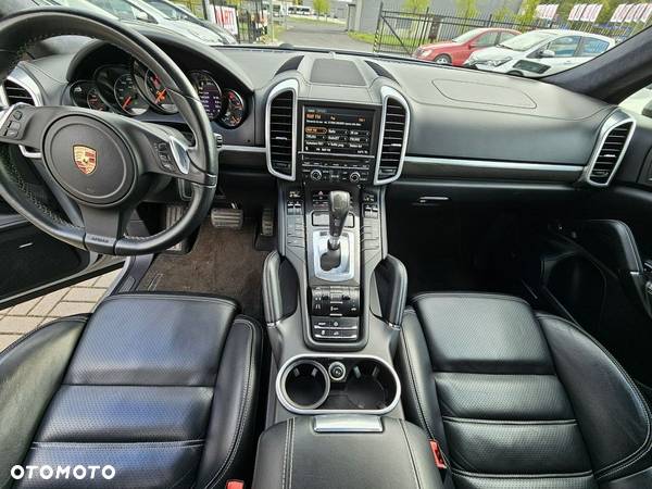 Porsche Cayenne Platinum Edition - 23