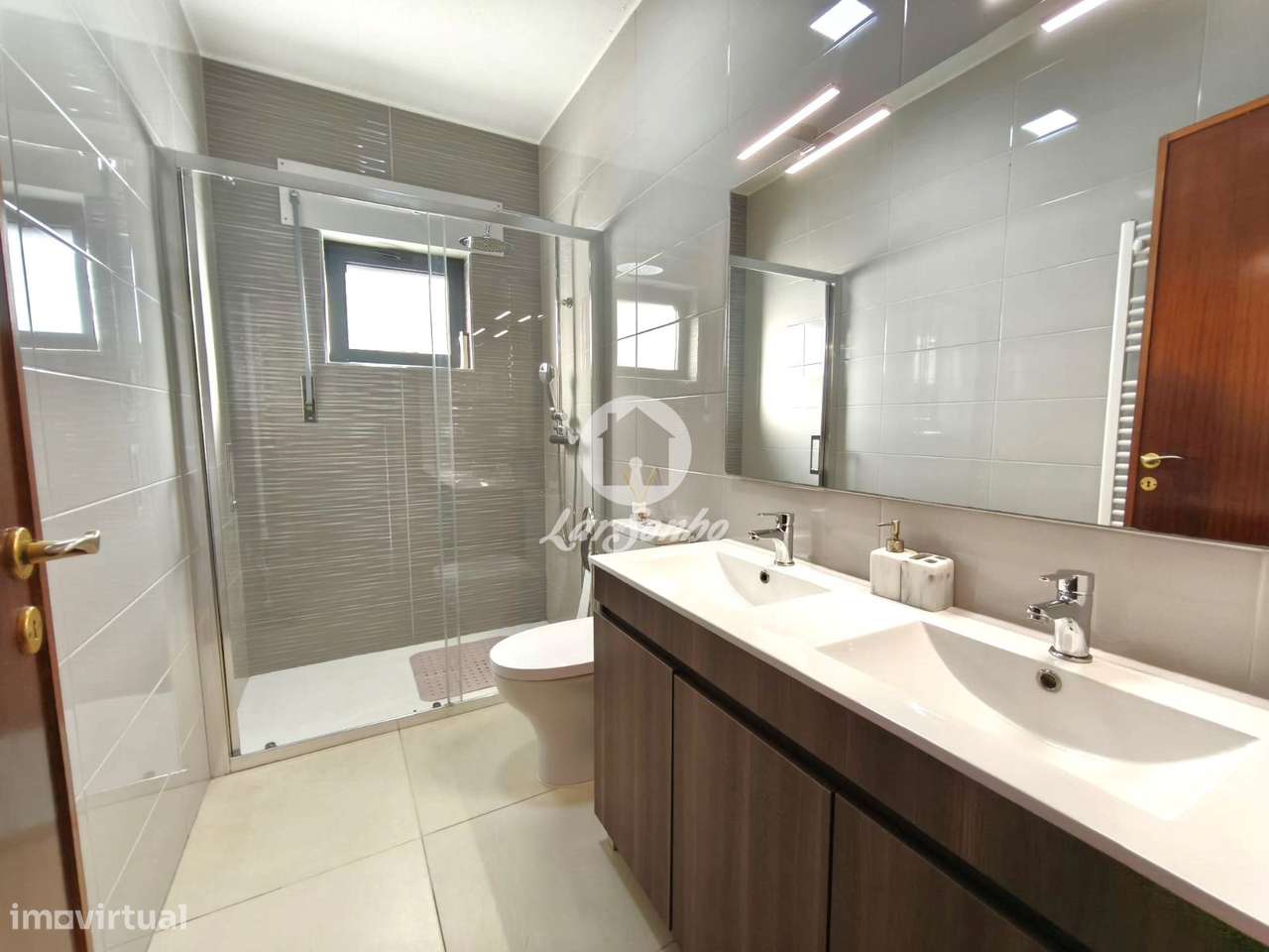 Moradia a 5 minutos de Barcelos - Grande imagem: 3/26