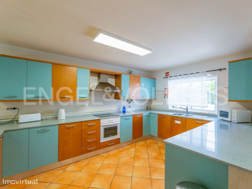 Moradia T4 Renovada perto da Praia de Altura - Grande imagem: 5/37