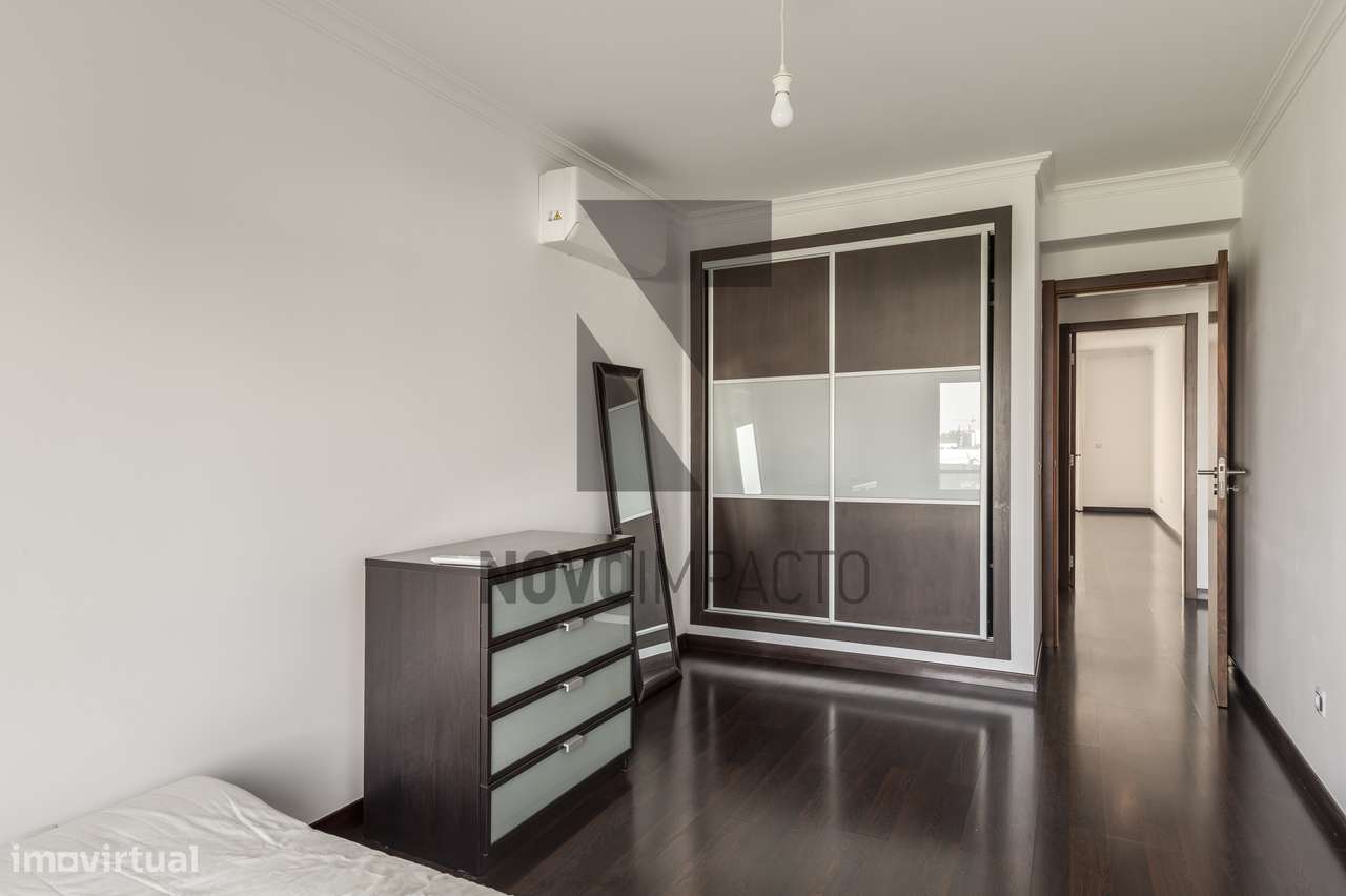 Montijo - Apartamento T3 parqueamento e arrecadação-11