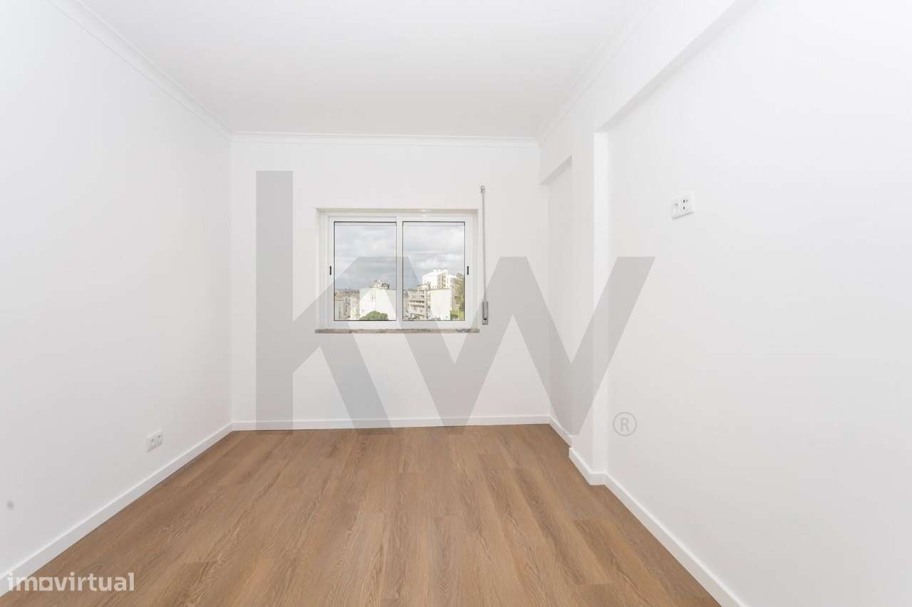 Apartamento T3, Amora, Seixal-23