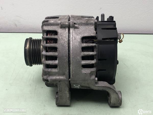 Alternador Usado BMW 5 (F10) 520 d REF. 2608669D MOTOR N47D20C - 4