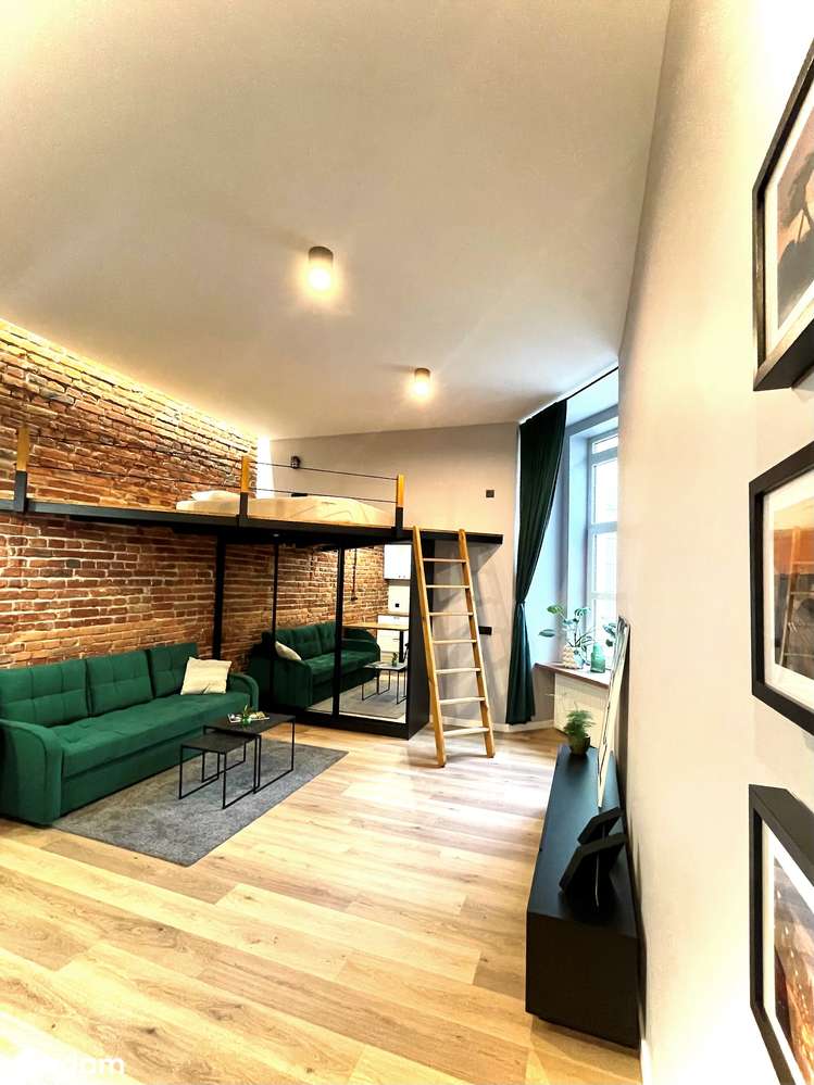 Nowoczesna, przestronna kawalerka w centrum Łodzi.