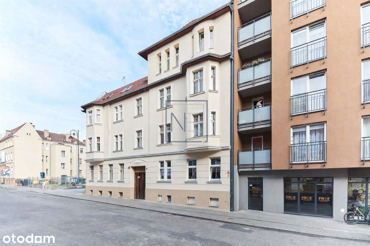 M-3 do remontu w odnowionej kamienicy. Centrum-0