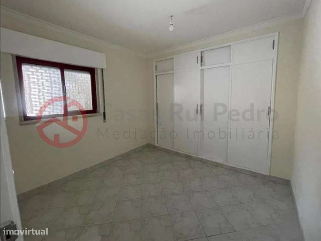 Apartamento T1 na Urbanização do Pedregal no Magoito - Grande imagem: 4/21