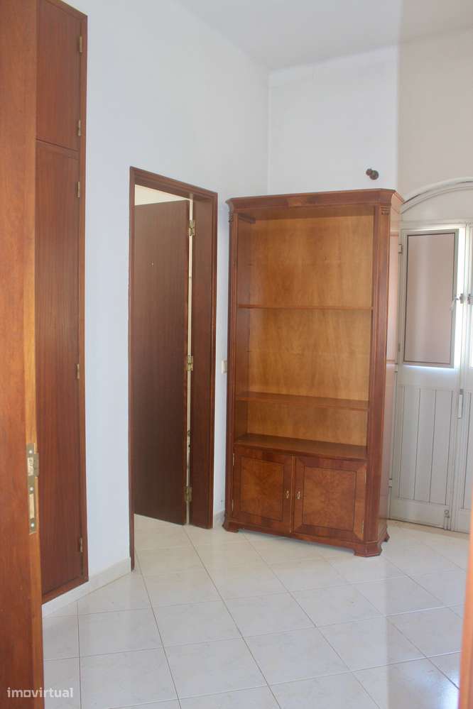 Moradia T5 com mais de 200m2 em Boliqueime-16