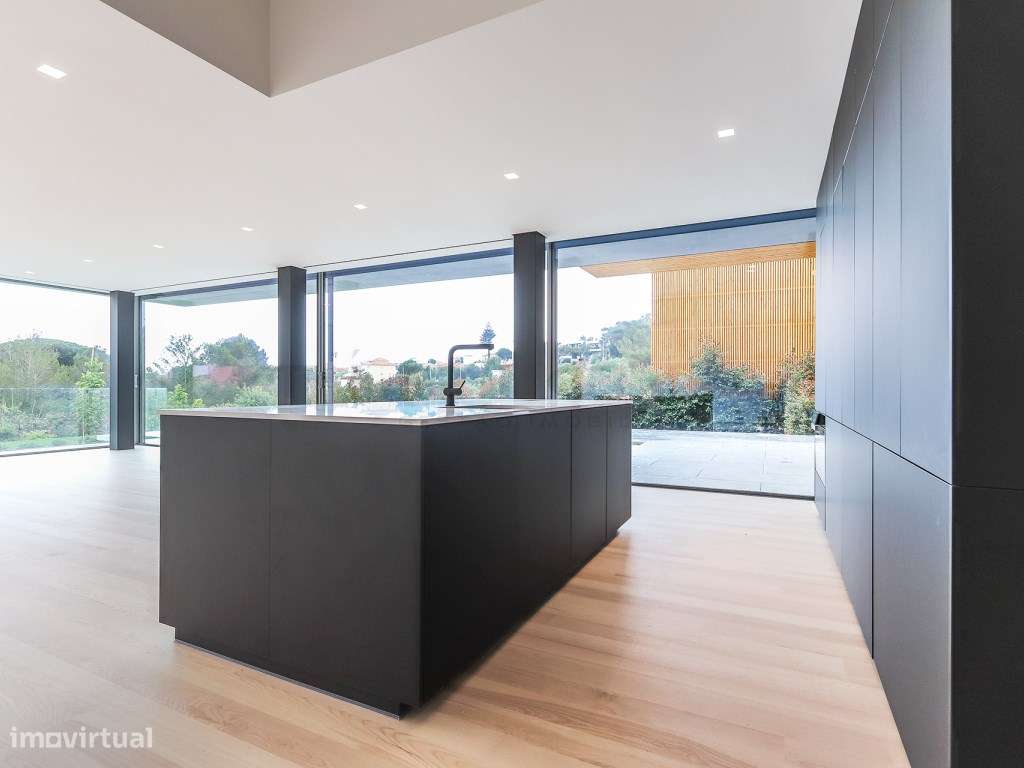 Moradia LUXO Condomínio Privado-16