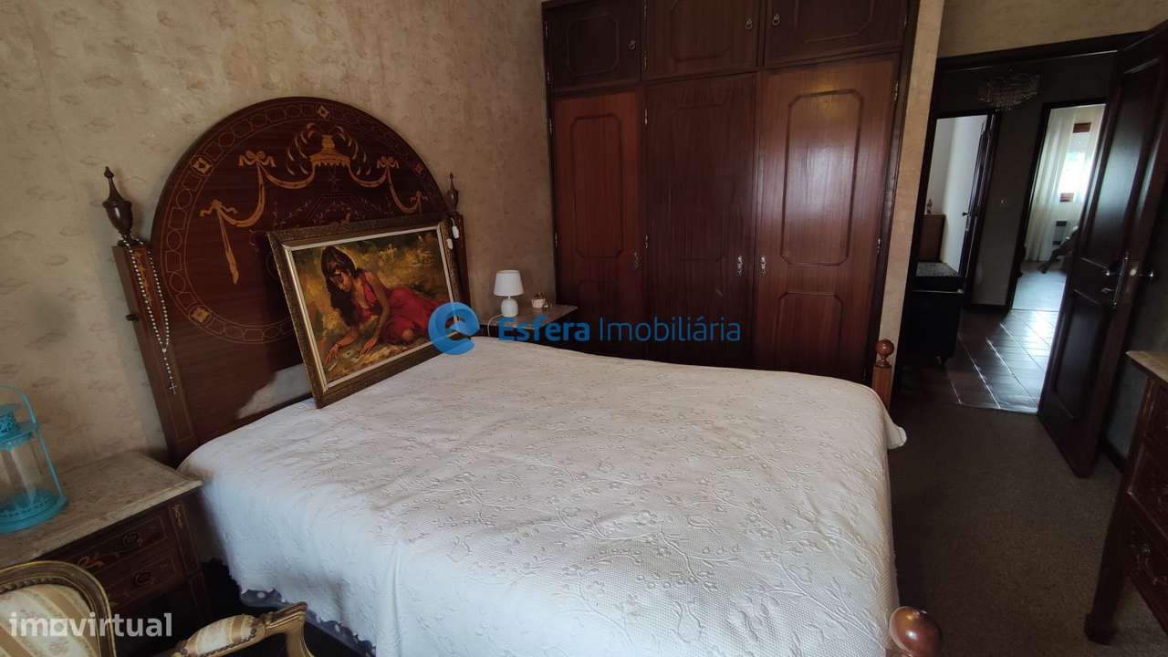 Moradia a 1 Km praia Miramar-16