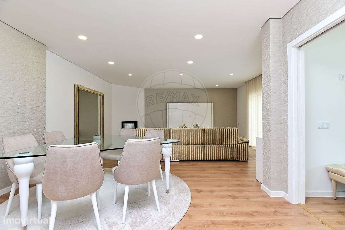 Moradia T4 para arrendamento - Grande imagem: 4/36