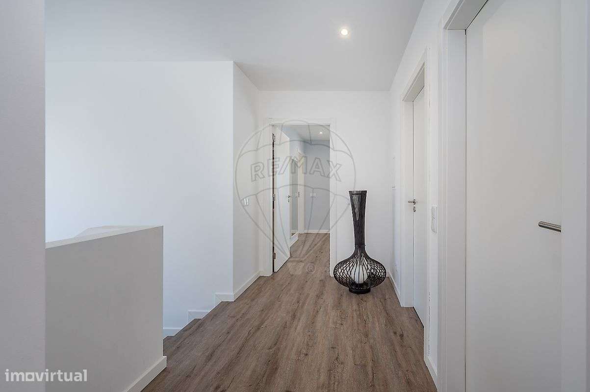 Moradia T4 para venda-44