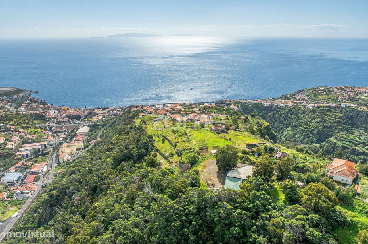 Terreno com 13.300 m² em Santa Cruz - Grande imagem: 3/22