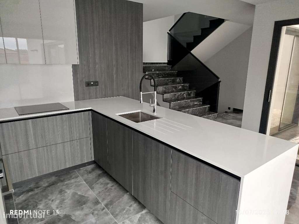 Moradia para venda em Alvide - Cascais-15