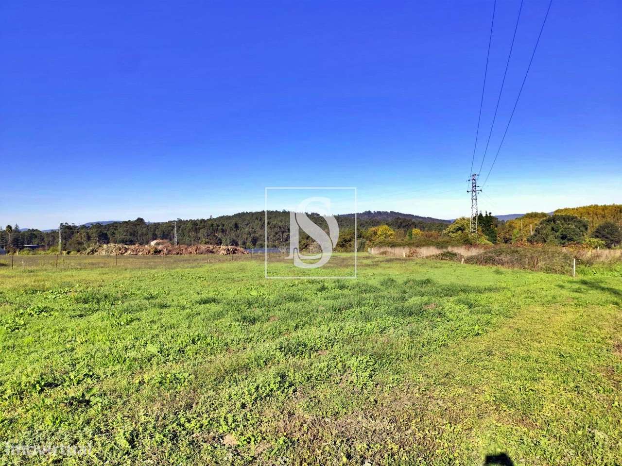 Terreno com área total 2158m2 em Barcelos - Grande imagem: 4/9