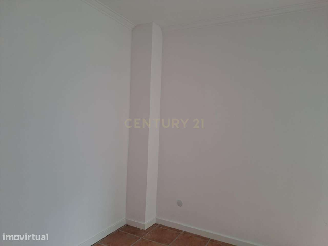 Apartamento T2 - Tapada das Merçês-19