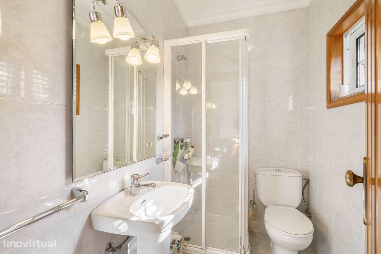 Moradia T3 com Piscina e Jardim em Galegos, Barcelos-17