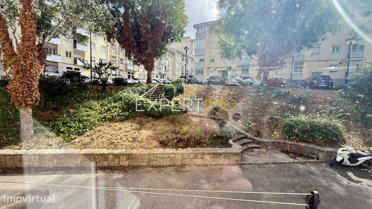Apartamento T3 convertido em T4, Venteira na Amadora-15