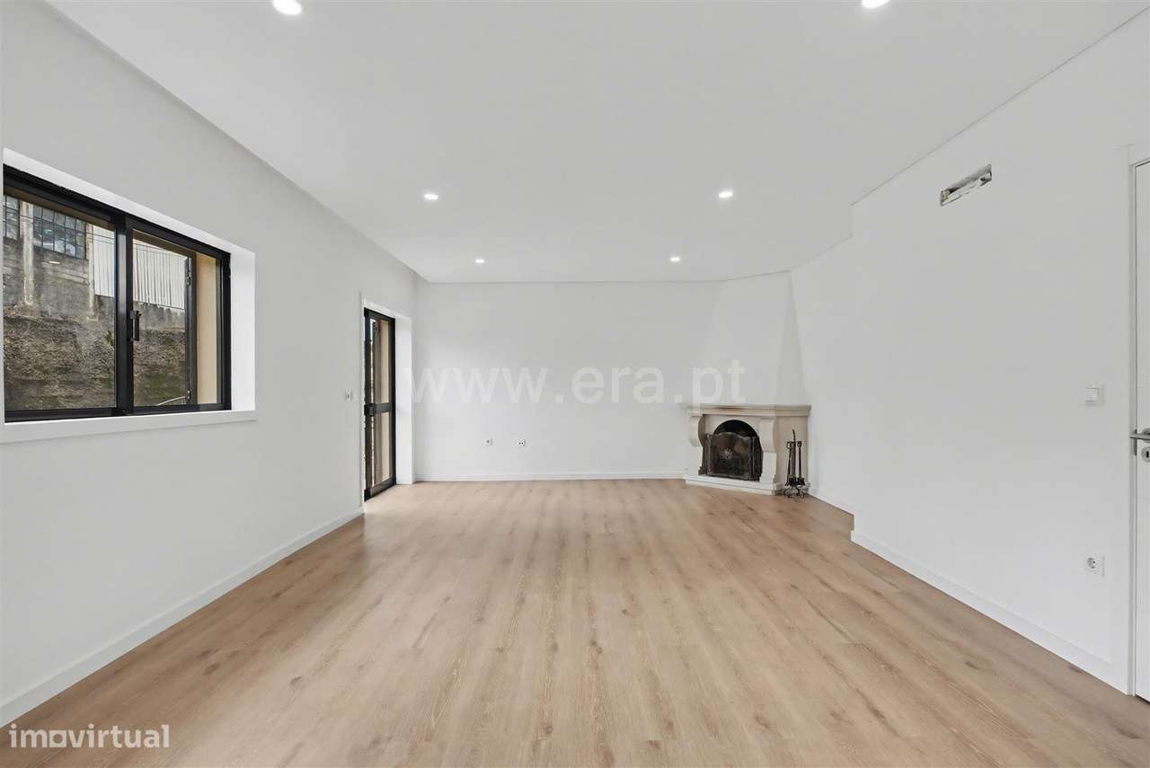 Moradia V3+2 em Paços de Ferreira - Grande imagem: 5/17