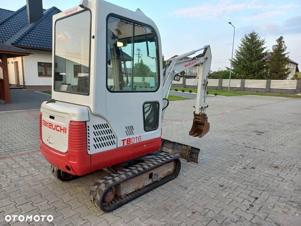 Takeuchi TB016 Rok 2008 - 8