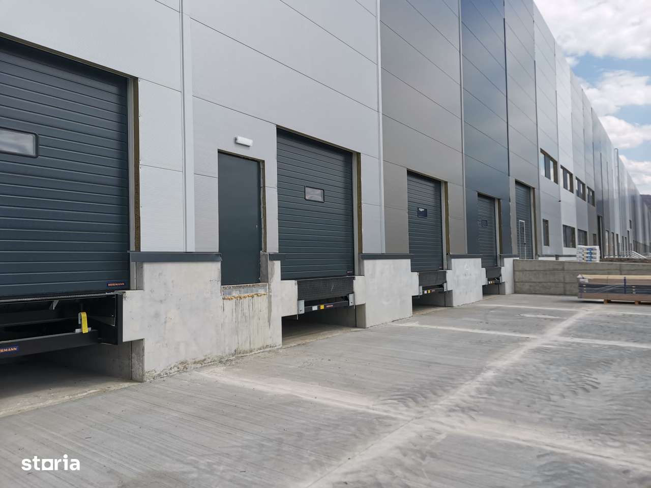 Hala depozitare/productie, zona Bartolomeu, 2500-3500mp, comision 0% - Imagine principală: 4/10