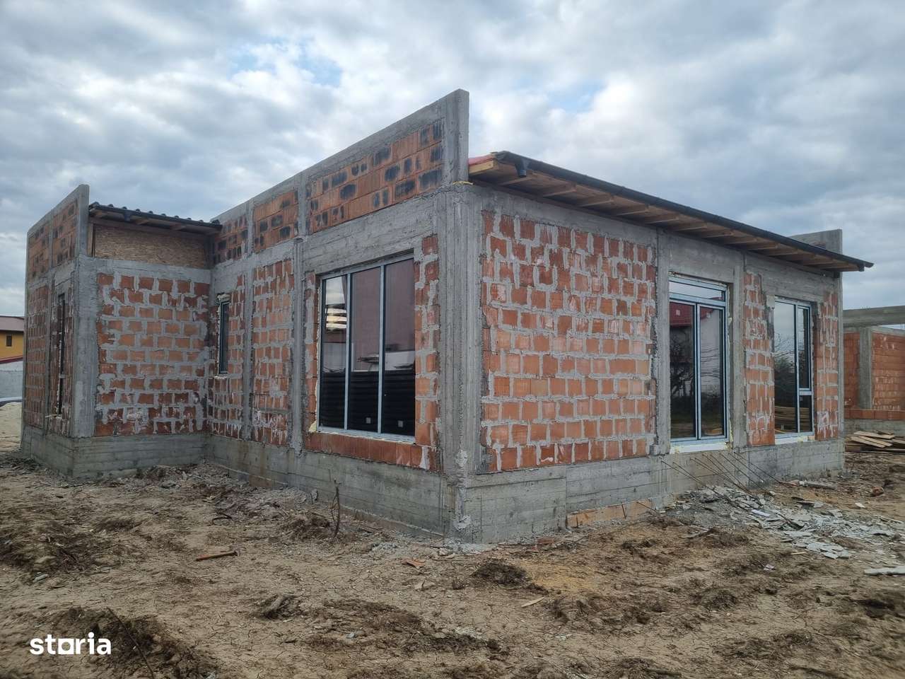 VILĂ NOUĂ MODERNĂ, TIP PARTER, ÎN STADIU AVANSAT DE CONSTRUCȚIE-7