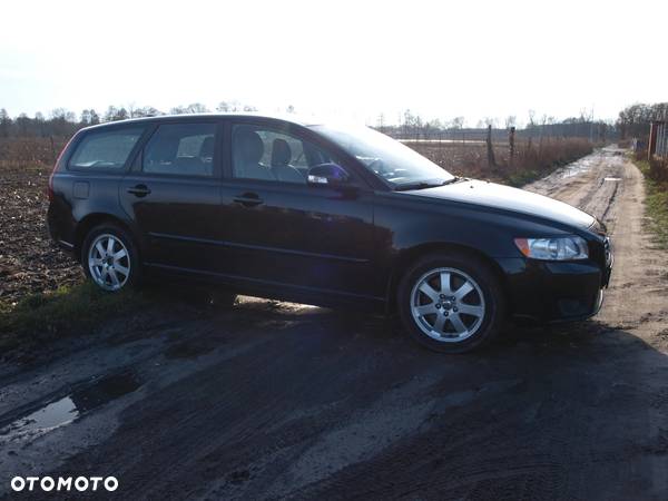 Volvo V50 2.0D DPF Powershift Kinetic - 35