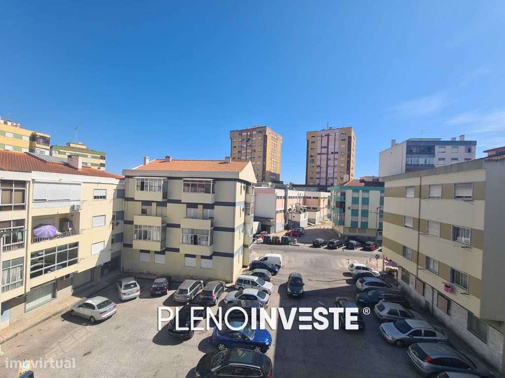 T2 Totalmente Remodelado com Varanda nas Paivas-13